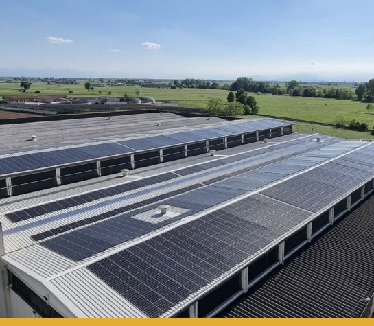 Impianti fotovoltaici a tetto di grandi dimensioni